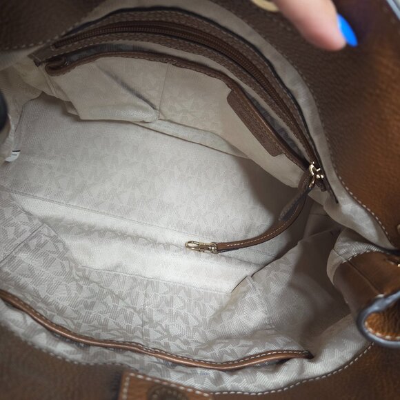 EUC MIchael Kors Signature Denim Shoulder bag - Picture 5 of 12